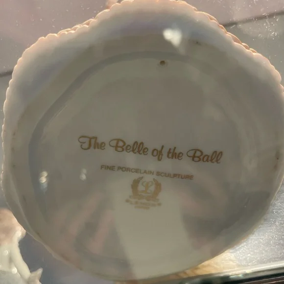‘The Belle of the Ball’ Lenox Figurine - Picture 4 of 4